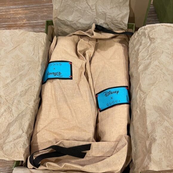 Gucci
x Disney Donald Duck Ace sneakers AUTHENTIC - Picture 7 of 8